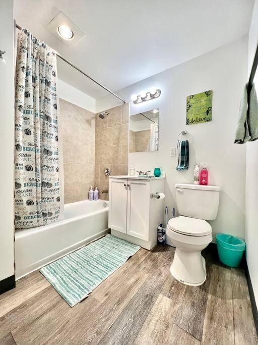 Private Room With Shared Bathroom On The 1St Floor 10 Minutes Walk To University Of Washington Seattle Luaran gambar